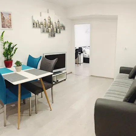Lina Guest house