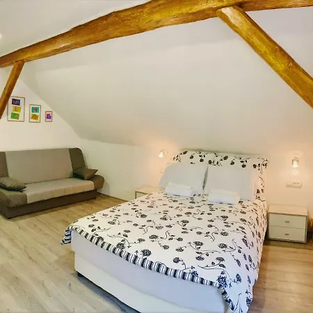 Guest house Lina 3*