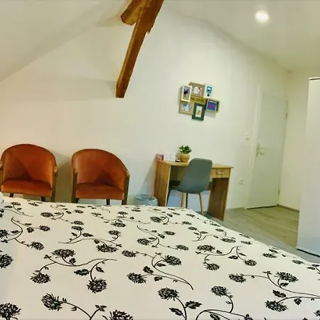 Lina Guest house